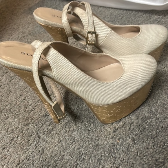 Women’s heels. - Picture 3 of 4